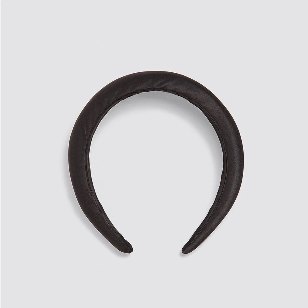 Zara padded satin black headband